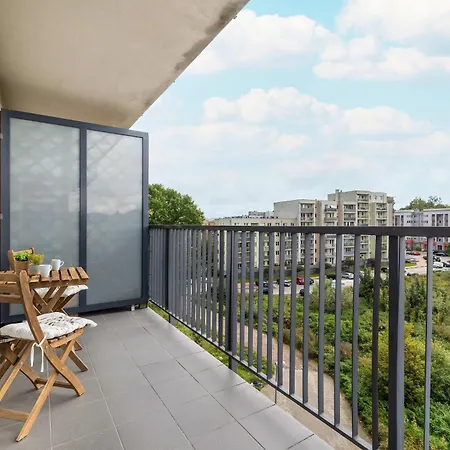 Bright In Cracow With Desk And Bathtub By Renters 公寓 克拉科夫